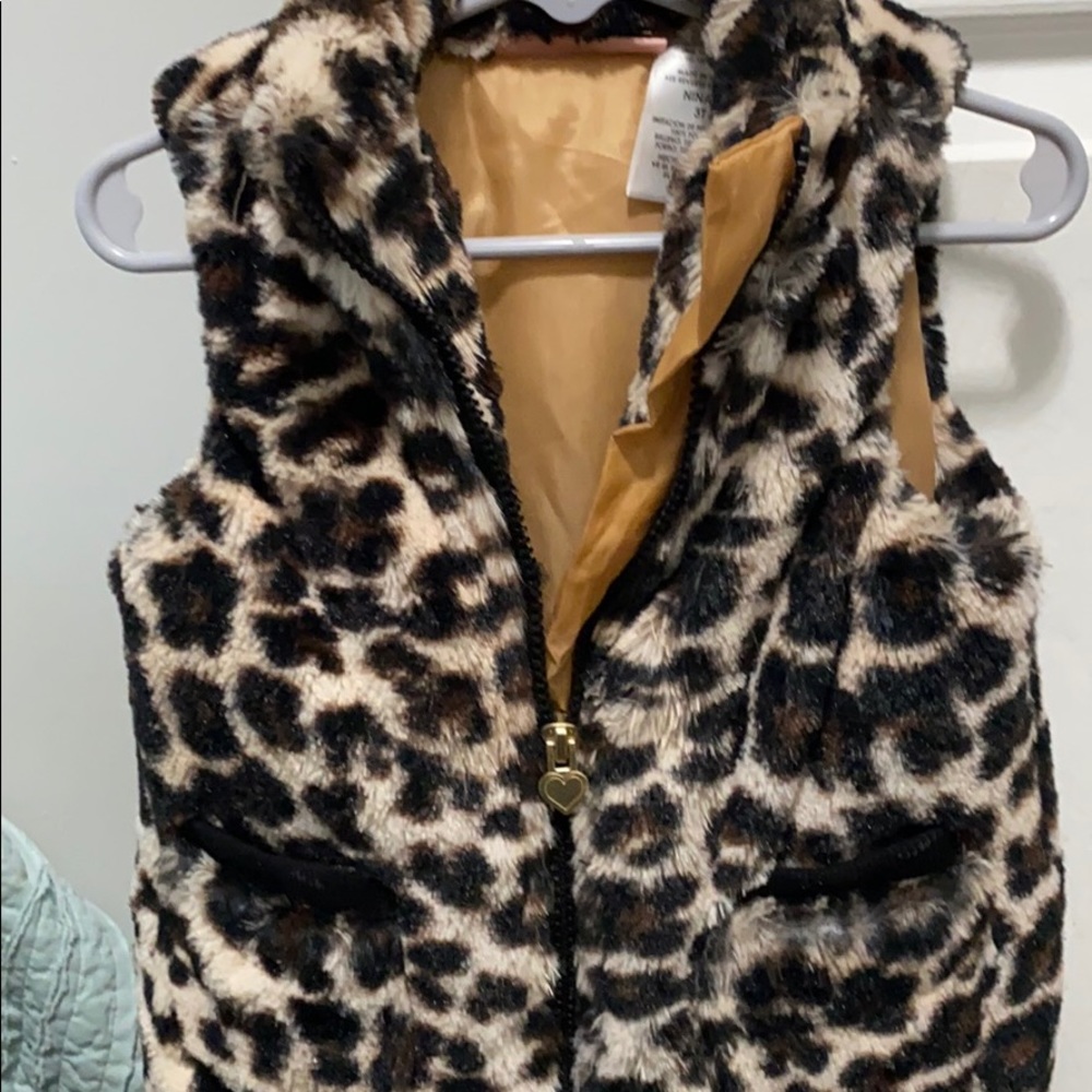 Vest - Picture 4 of 4